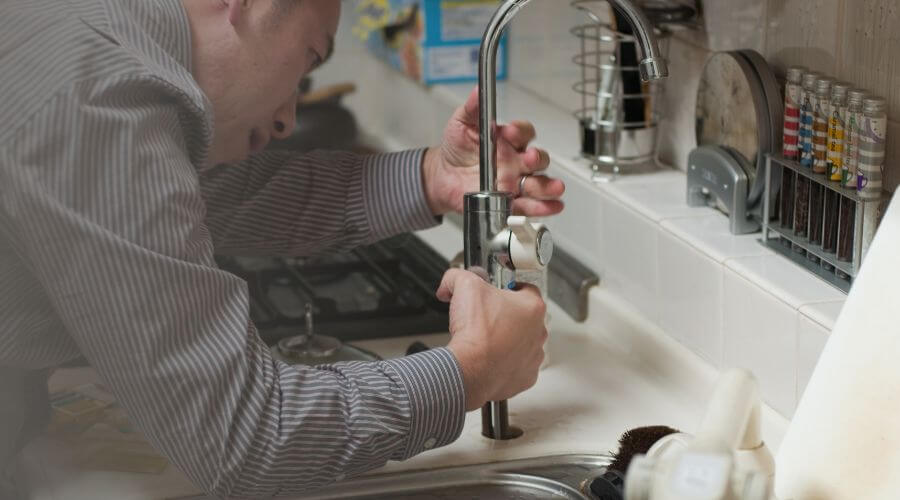 Expert burst pipe repair services in Glenford, NY